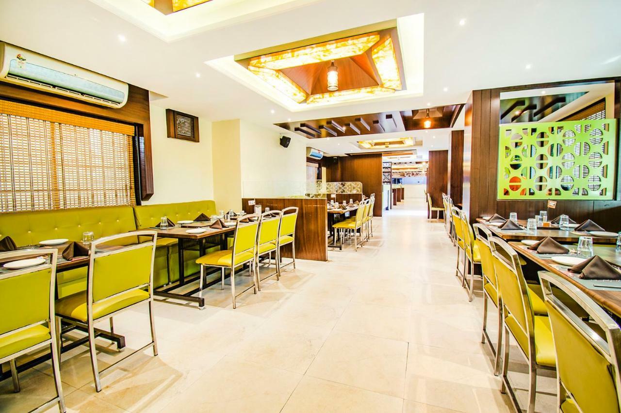 הינג'וואדי Fabhotel Prime Sanket Inn, Phoenix Mall מראה חיצוני תמונה